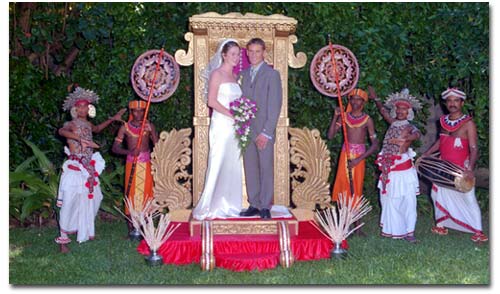traditional poruwa  ceremony wedding sri lanka